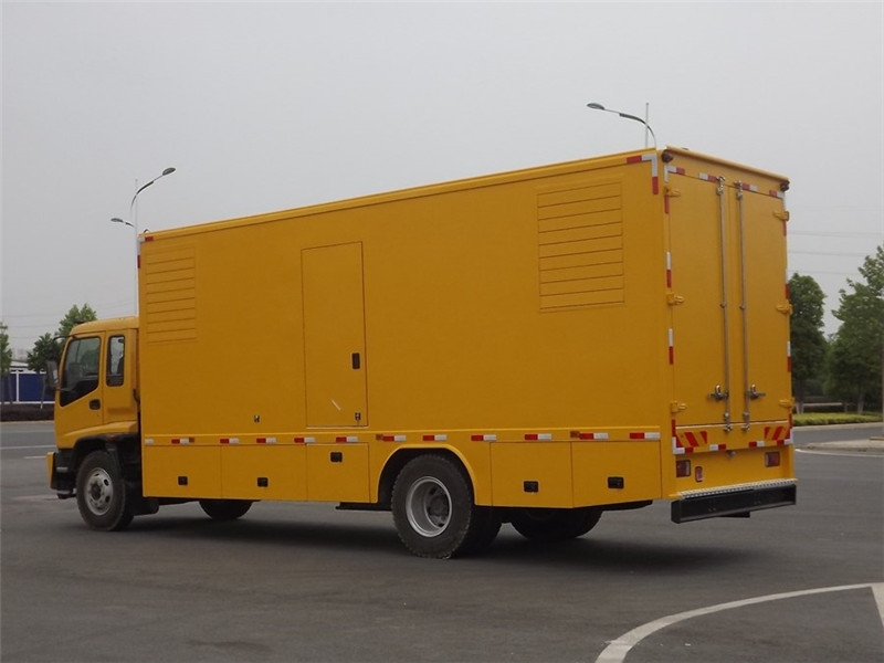 平房租赁发电机-柴油发电机组机房烟管的布置与安装