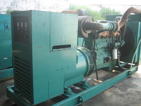 平房租赁发电机-康明斯发电机组工作频率低原因