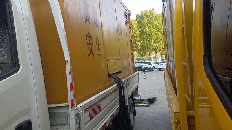 平房如何判断柴油发电机组和UPS电源的切换时间是否符合要求？